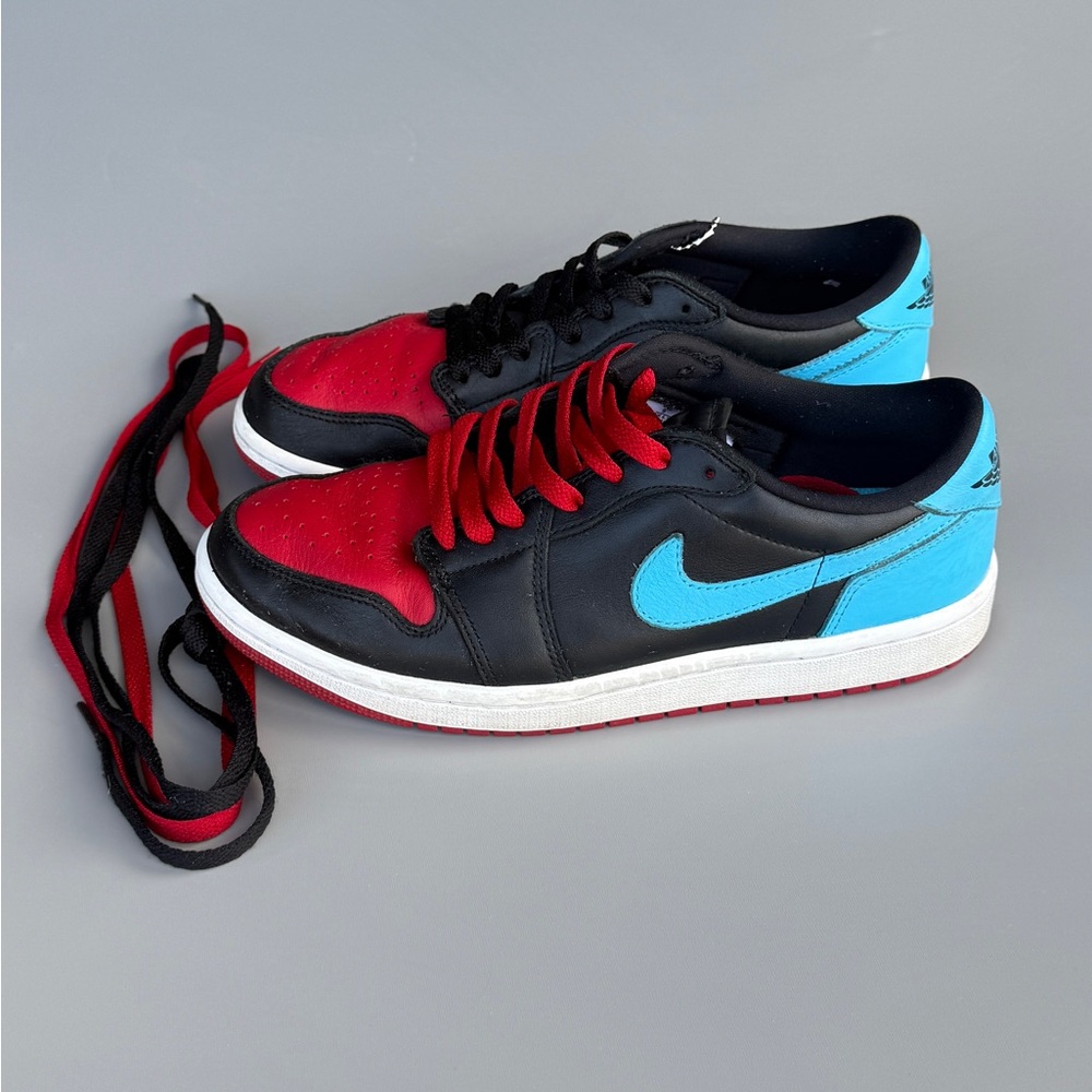 Nike Air Jordan 1 Retro
Low OG UNC to Chicago
